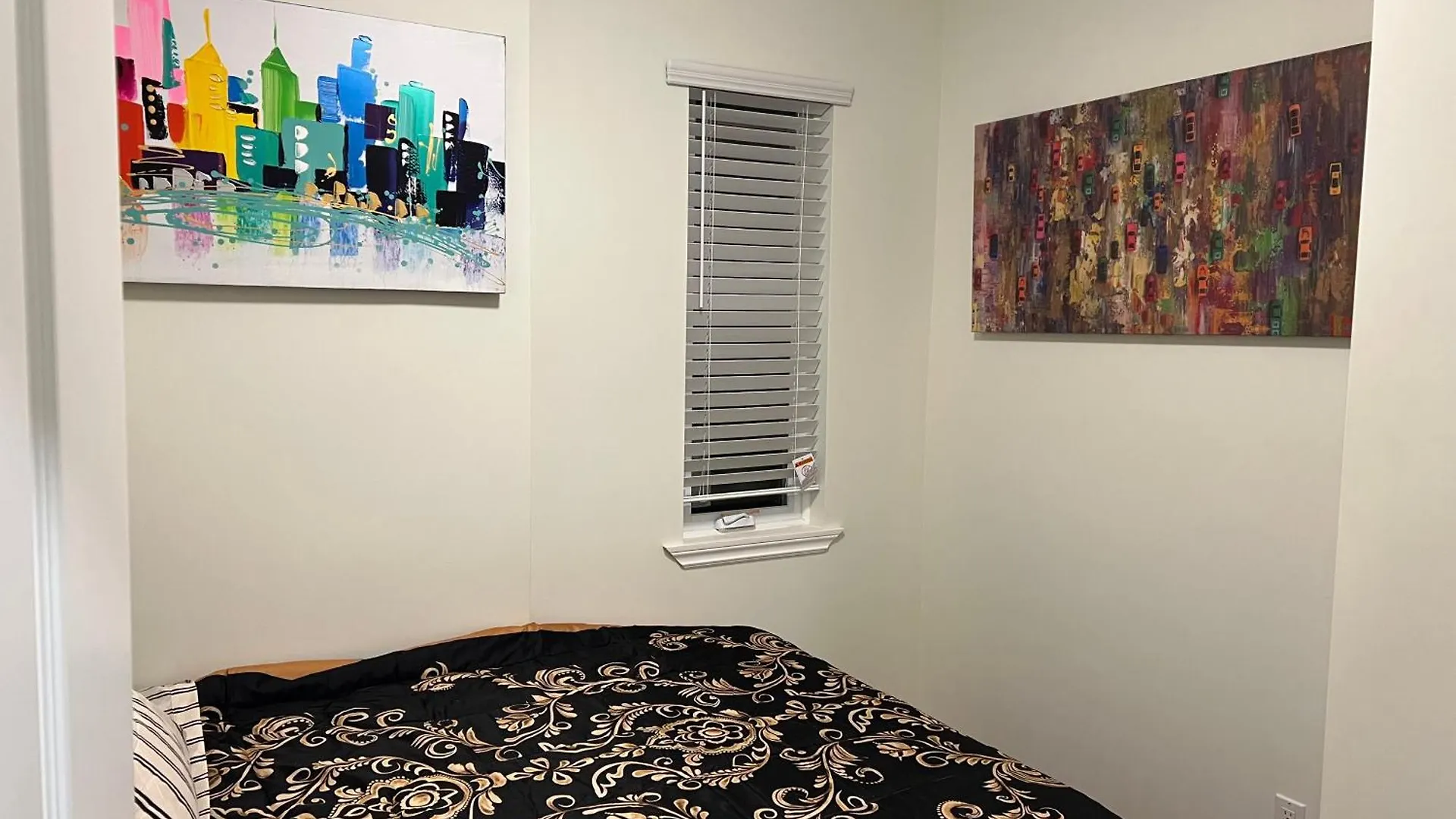 Homestay Stylish City Escape Toronto