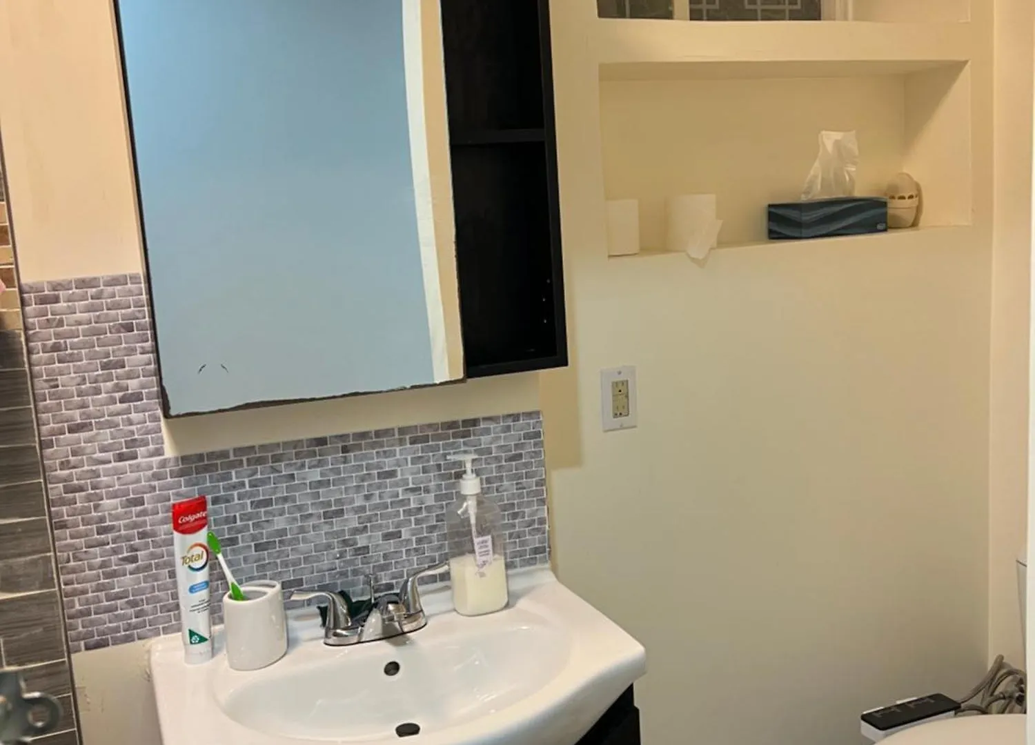 Homestay Stylish City Escape Toronto